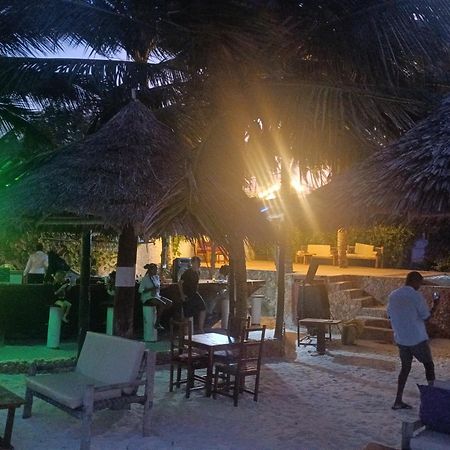 Swahili Palace Zanzibar Pwani Mchangani Buitenkant foto